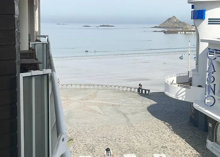 Studio Lumineux En Bord De Mer